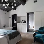 Podere 1384 Resort *